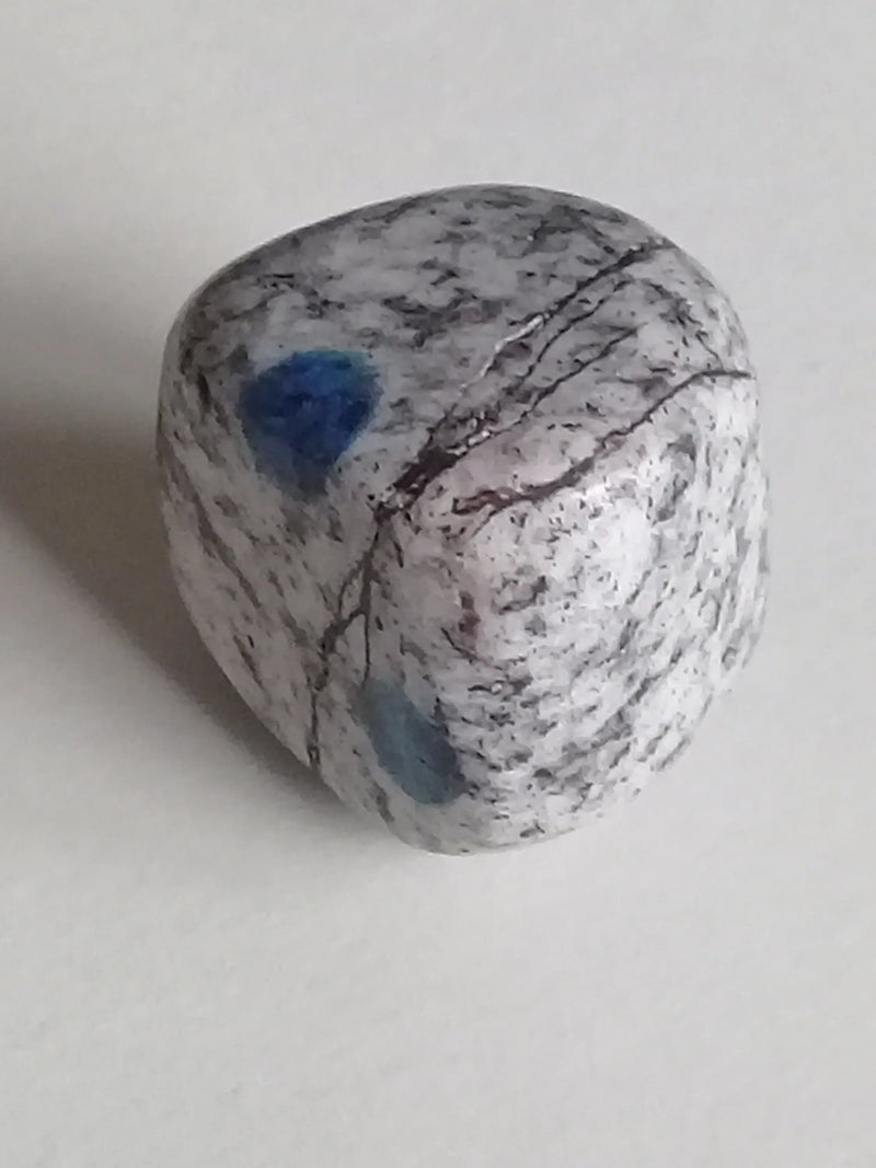 Chargez l&#39;image dans la visionneuse de la galerie, K-2 ’Kétonite’ (Azurite/ Malachite/ Granit/ Biotite) pierre roulée Grade A++++ Très rare K-2 Kétonite pierre roulée Dans la besace du p&#39;tit Poucet   
