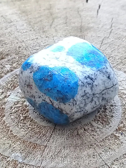 K-2 ’Ketonite’ (Azurite/ Malachite/ Granit/ Biotite) pierre roulée Grade A++++ Très rare K-2 ’Kétonite’ pierre roulée