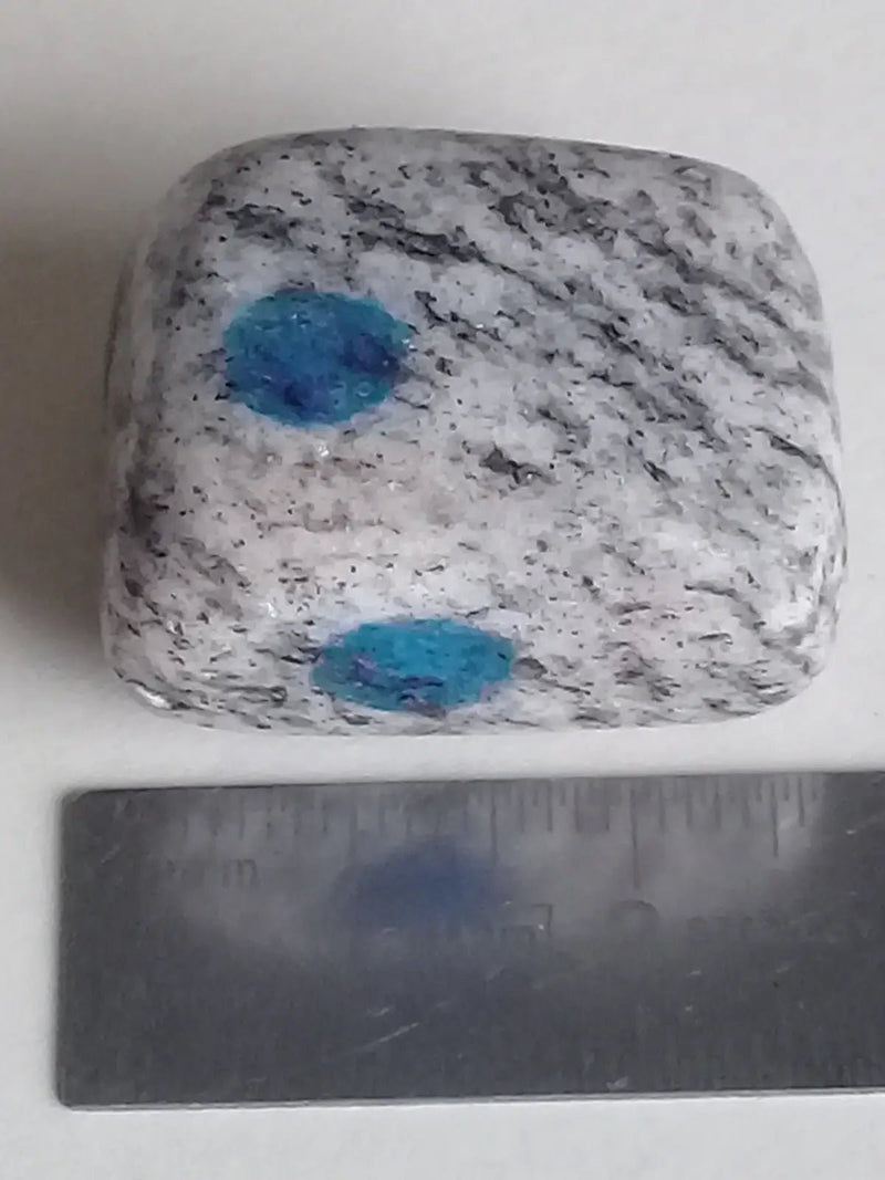 Load image into Gallery viewer, K-2 ’Ketonite’ (Azurite/ Malachite/ Granit/ Biotite) pierre roulée Grade A++++ Très rare K-2 ’Kétonite’ pierre roulée
