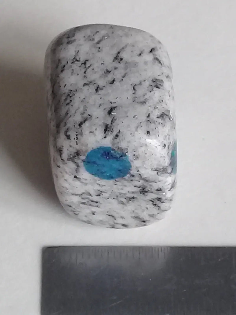 Load image into Gallery viewer, K-2 ’Ketonite’ (Azurite/ Malachite/ Granit/ Biotite) pierre roulée Grade A++++ Très rare K-2 ’Kétonite’ pierre roulée
