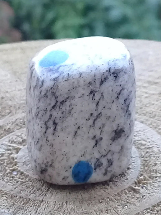 K-2 ’Ketonite’ (Azurite/ Malachite/ Granit/ Biotite) pierre roulée Grade A++++ Très rare K-2 ’Kétonite’ pierre roulée