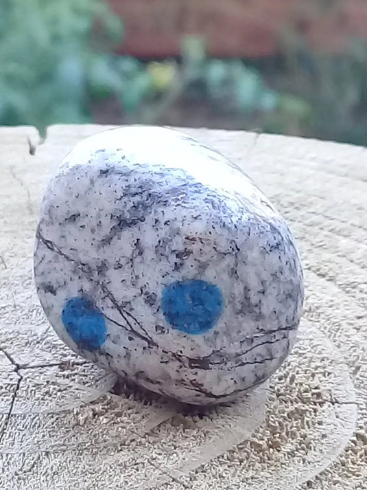 K-2 ’Kétonite’ (Azurite/ Malachite/ Granit/ Biotite) pierre roulée Grade A++++ Très rare K-2 Kétonite pierre roulée