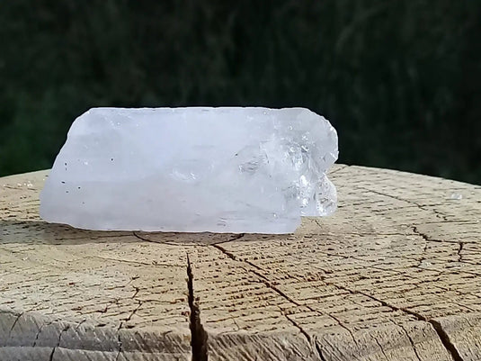 Kunzite claire du Brésil pierre brute Grade A ++++ Kunzite claire pierre brute