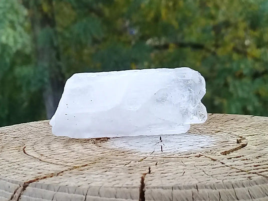 Kunzite claire du Brésil pierre brute Grade A ++++ Kunzite claire pierre brute