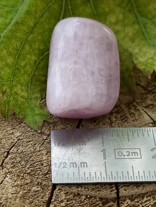 Kunzite du Brésil pierre roulée Grade A++++ Kunzite pierre roulée