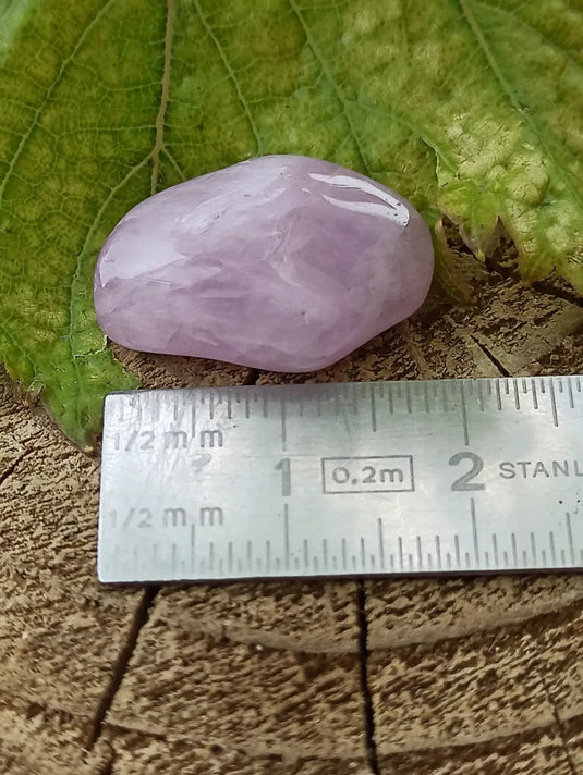Kunzite du Brésil pierre roulée Grade A++++ Kunzite pierre roulée