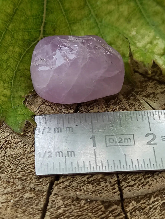 Kunzite du Brésil pierre roulée Grade A++++ Kunzite pierre roulée