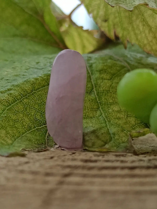 Kunzite du Brésil pierre roulée Grade A++++ Kunzite pierre roulée