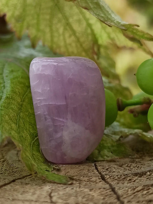 Kunzite du Brésil pierre roulée Grade A++++ Kunzite pierre roulée