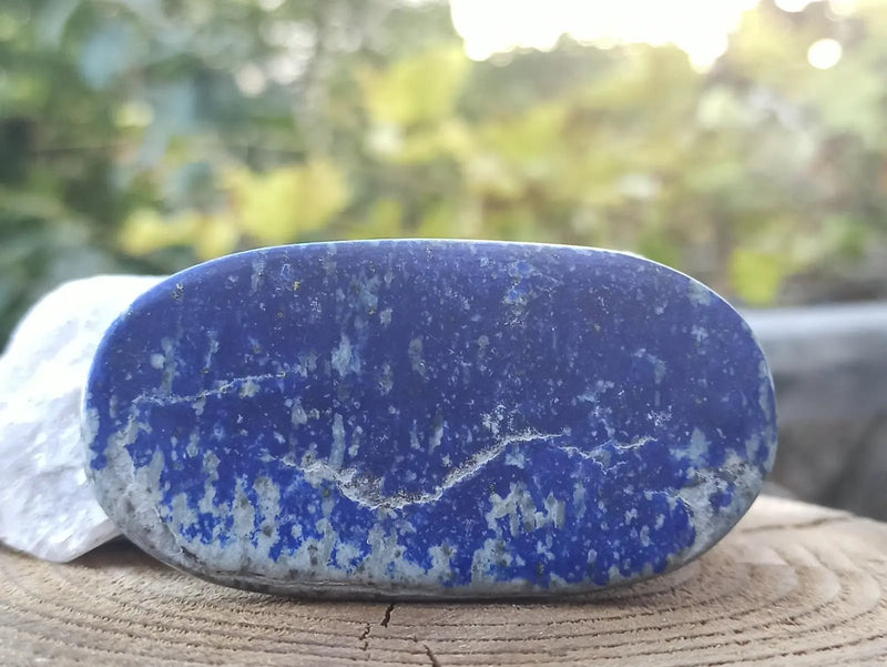 Load image into Gallery viewer, Lapis Lazuli NATUREL d’Afghanistan galet Grade A++++ Galet Lapis Lazuli
