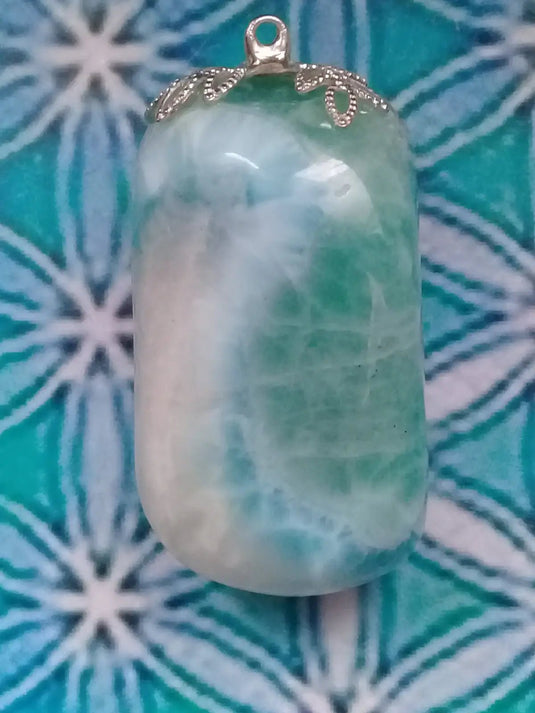 Larimar de République Dominicaine pendentif Grade A ++++ Fourni avec cordon Pendentif Larimar