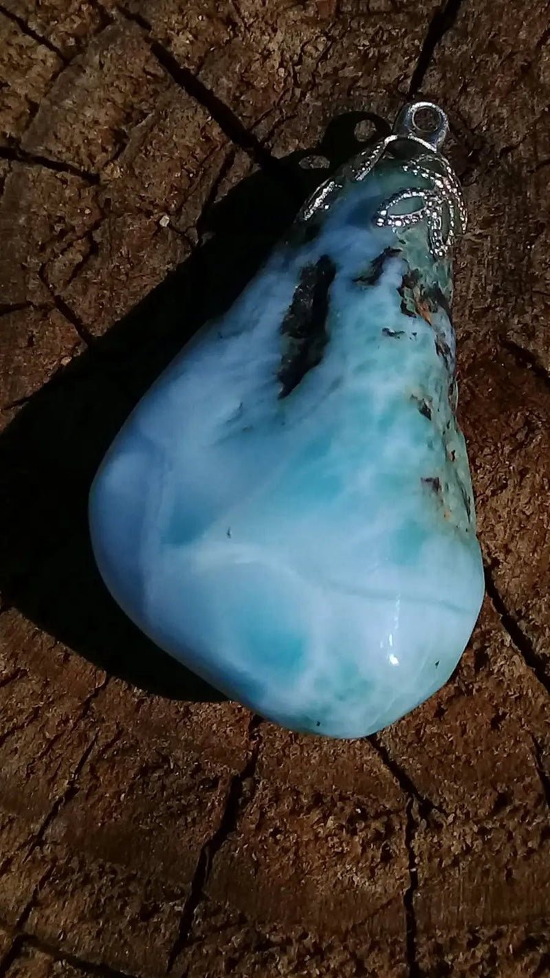 Chargez l'image dans la visionneuse de la galerie, Larimar de République Dominicaine pendentif Grade A ++++ Fourni avec cordon Pendentif Larimar
