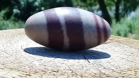Lingam Shiva Grade A ++++ Shiva Lingam pierre roulée