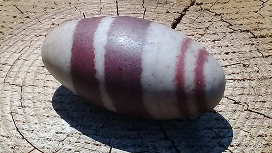 Lingam Shiva Grade A ++++ Shiva Lingam pierre roulée