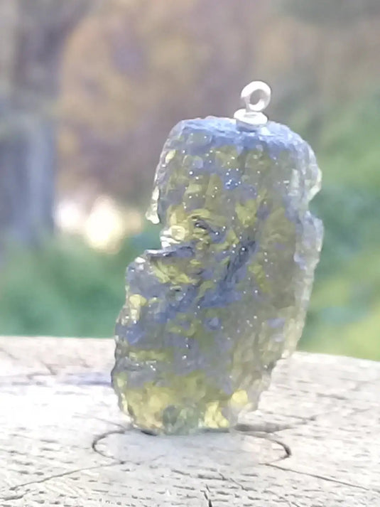 Moldavite pendentif Grade A ++++ (Fourni avec cordon) Moldavite pendentif