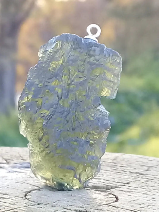 Moldavite pendentif Grade A ++++ (Fourni avec cordon) Moldavite pendentif