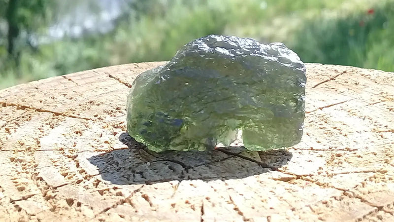 Chargez l&#39;image dans la visionneuse de la galerie, Moldavite pendentif Grade A ++++ (Fourni avec cordon) Moldavite pendentif
