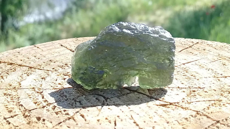 Chargez l&#39;image dans la visionneuse de la galerie, Moldavite pendentif Grade A ++++ (Fourni avec cordon) Moldavite pendentif
