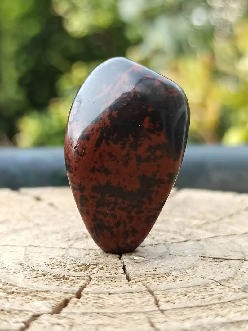 Load image into Gallery viewer, Obsidienne acajou Magahony du Mexique pierre roulée Grade A++++ Obsidienne acajou pierre roulée
