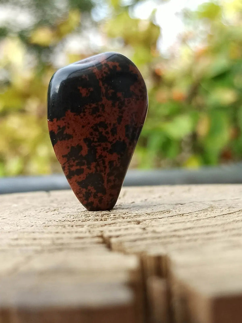 Load image into Gallery viewer, Obsidienne acajou Magahony du Mexique pierre roulée Grade A++++ Obsidienne acajou pierre roulée
