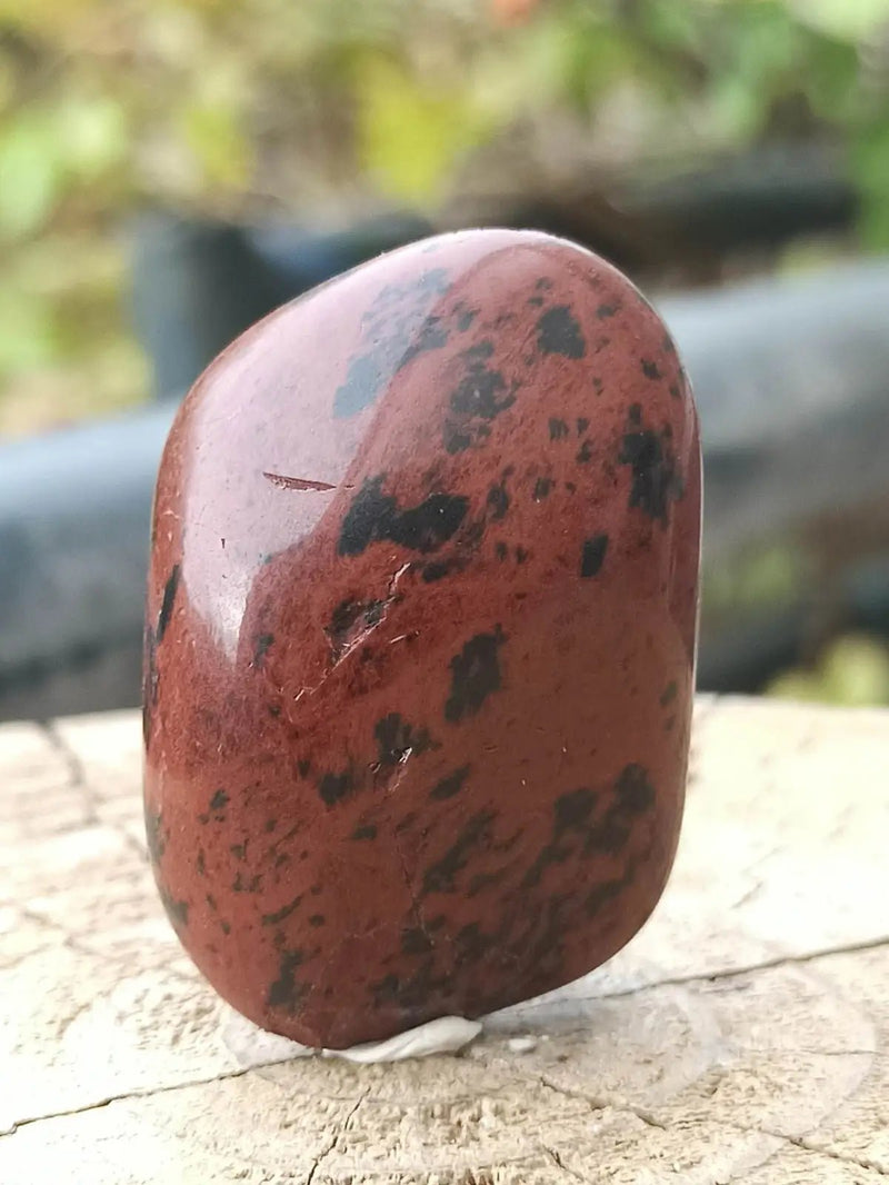 Load image into Gallery viewer, Obsidienne acajou Magahony du Mexique pierre roulée Grade A++++ Obsidienne Acajou ou Magahony du Mexique
