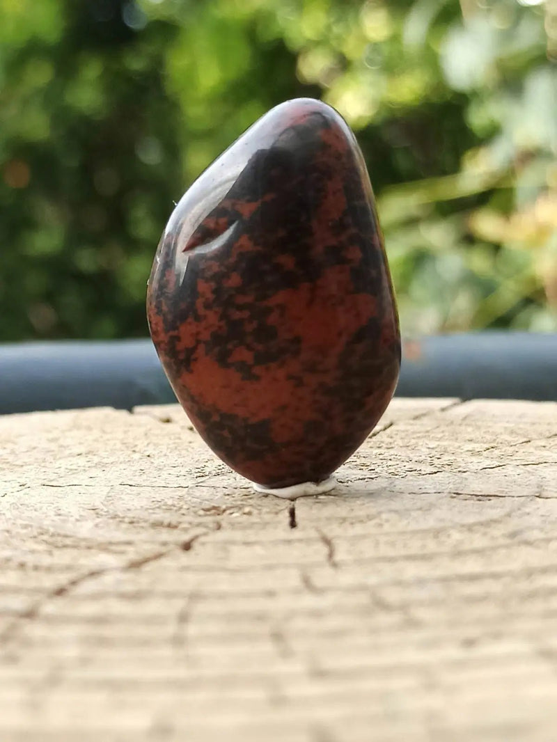 Load image into Gallery viewer, Obsidienne Acajou Magahony du Mexique pierre roulée Grade A++++ Obsidienne Acajou ou Magahony du Mexique
