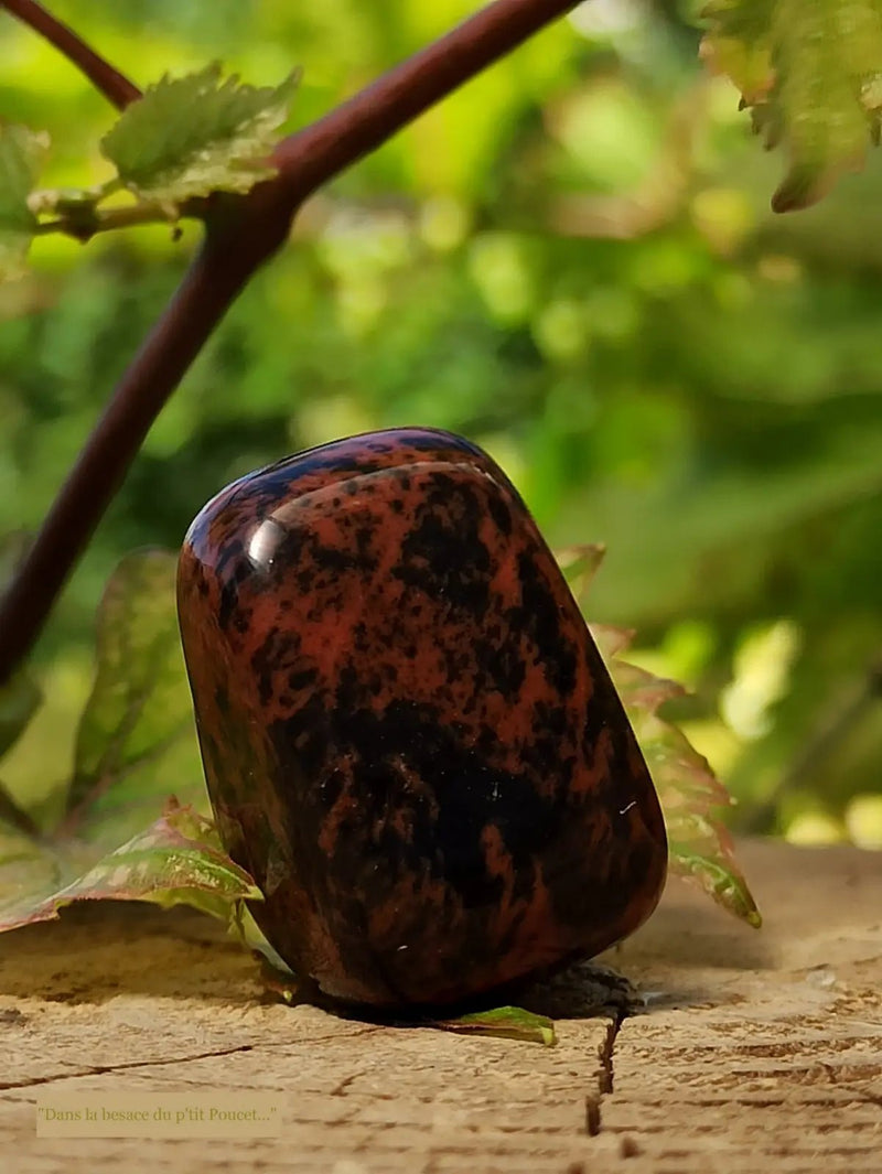 Load image into Gallery viewer, Obsidienne Acajou Magahony du Mexique pierre roulée Grade A++++ Obsidienne Acajou ou Magahony du Mexique
