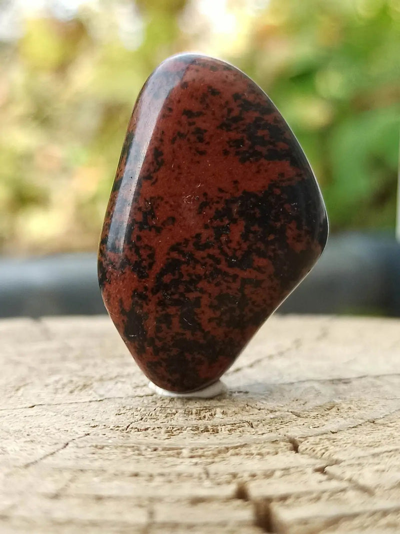 Load image into Gallery viewer, Obsidienne Acajou Magahony du Mexique pierre roulée Grade A++++ Obsidienne Acajou ou Magahony du Mexique
