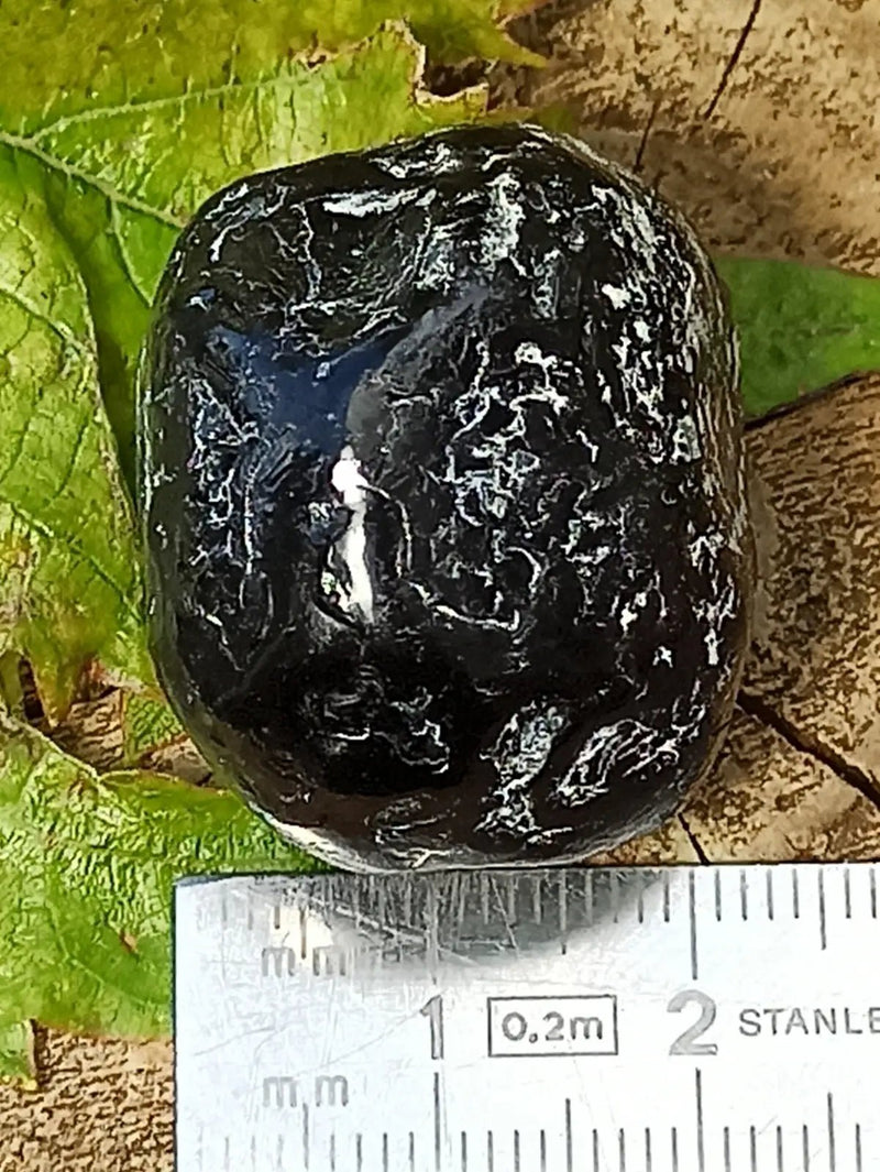 Load image into Gallery viewer, Obsidienne larme d’apache du Mexique pierre roulée Grade A++++ Obsidienne larme d’apache pierre roulée
