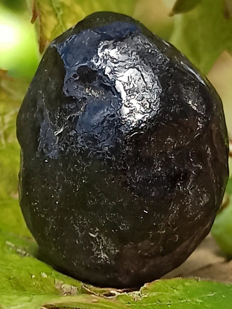 Load image into Gallery viewer, Obsidienne larme d’apache du Mexique pierre roulée Grade A++++ Obsidienne larme d’apache pierre roulée

