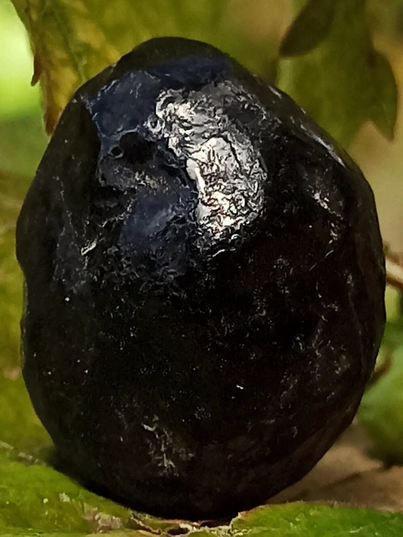 Load image into Gallery viewer, Obsidienne larme d’apache du Mexique pierre roulée Grade A++++ Obsidienne larme d’apache pierre roulée
