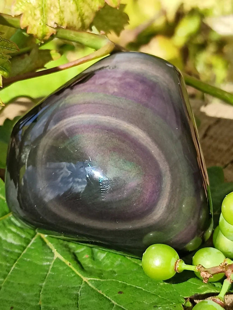 Chargez l&#39;image dans la visionneuse de la galerie, Obsidienne Œil céleste du Mexique galet Grade A++++ Obsidienne œil céleste galet
