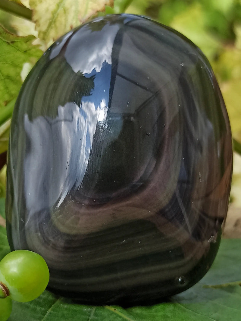 Загрузить изображение в просмотрщик галереи, Obsidienne Oeil céleste du Mexique galet Grade A++++ Obsidienne œil céleste galet Dans la besace du p&#39;tit Poucet   
