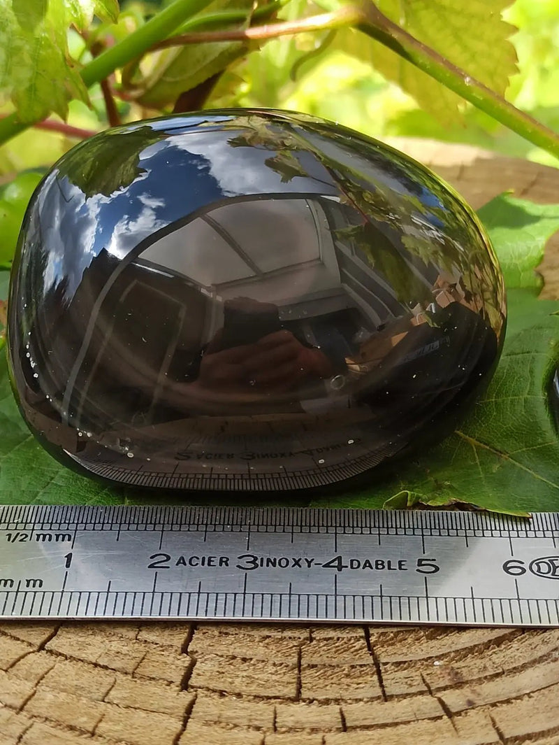 Chargez l&#39;image dans la visionneuse de la galerie, Obsidienne Oeil céleste du Mexique galet Grade A++++ Obsidienne œil céleste galet
