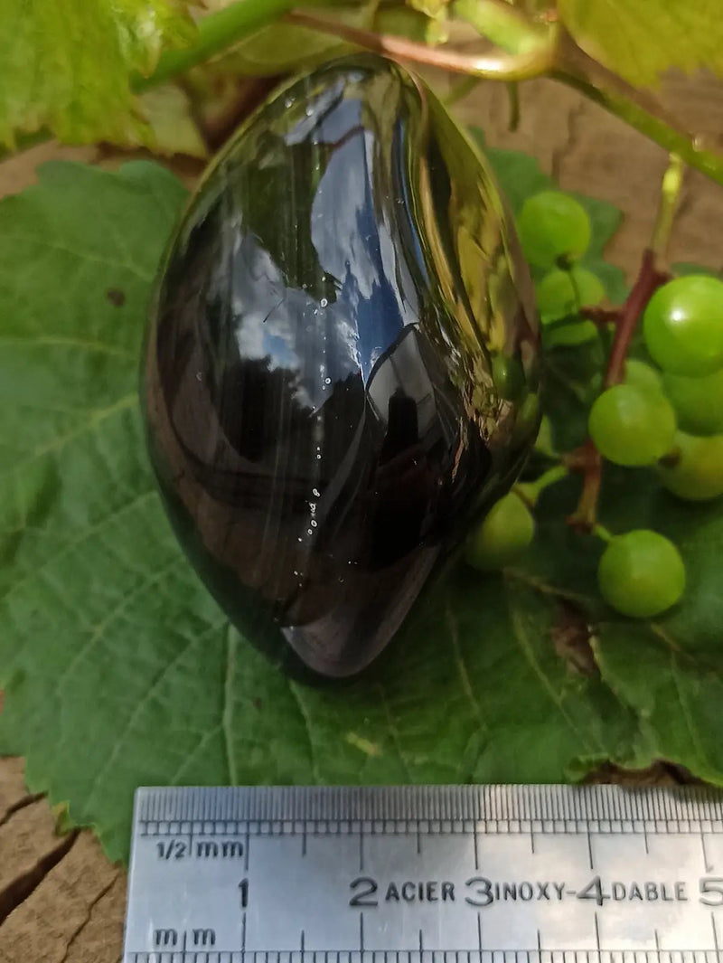 Chargez l&#39;image dans la visionneuse de la galerie, Obsidienne Oeil céleste du Mexique galet Grade A++++ Obsidienne œil céleste galet
