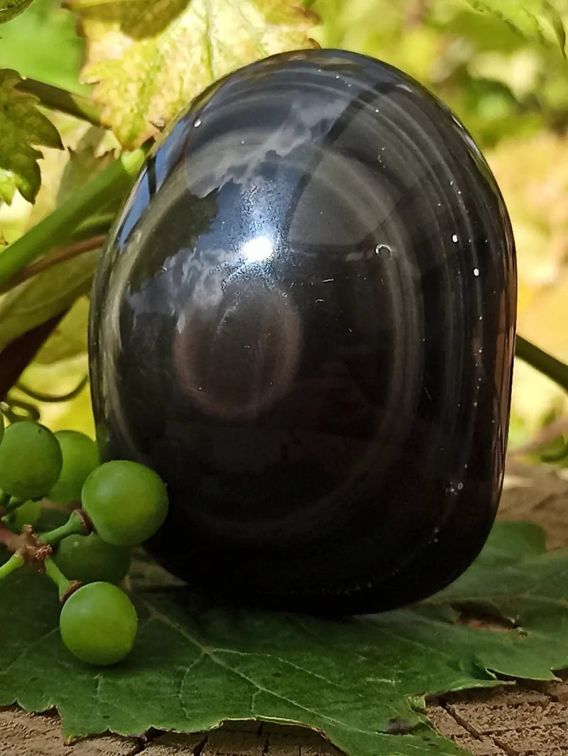 Chargez l&#39;image dans la visionneuse de la galerie, Obsidienne Oeil céleste du Mexique galet Grade A++++ Obsidienne œil céleste galet
