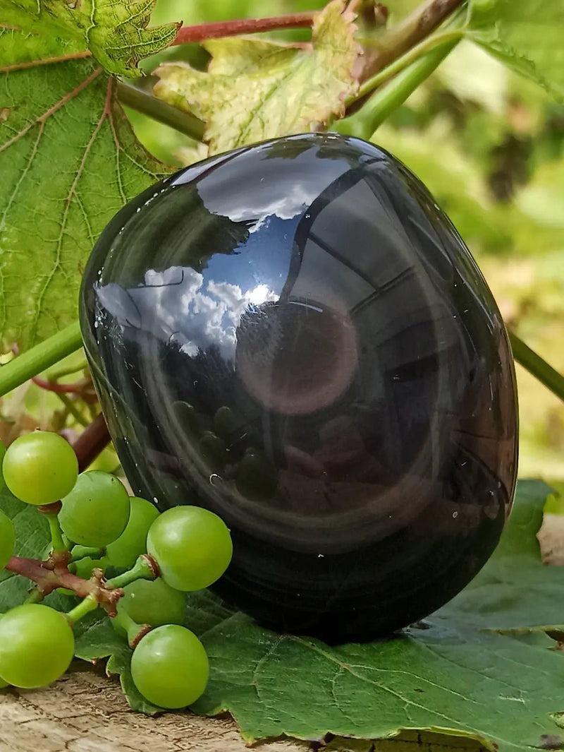 Chargez l&#39;image dans la visionneuse de la galerie, Obsidienne Oeil céleste du Mexique galet Grade A++++ Obsidienne œil céleste galet
