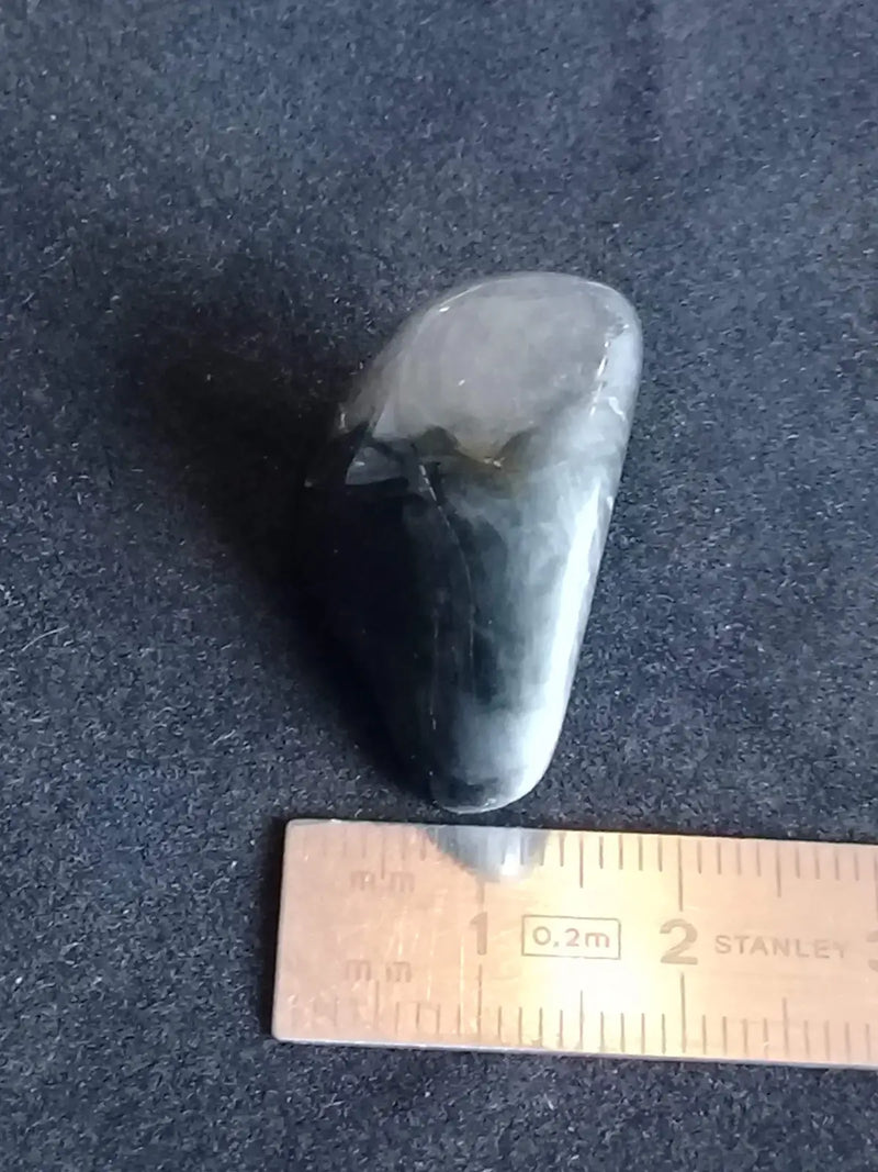 Chargez l&#39;image dans la visionneuse de la galerie, Œil de chat pierre roulée Grade A++++ Œil de chat pierre roulée
