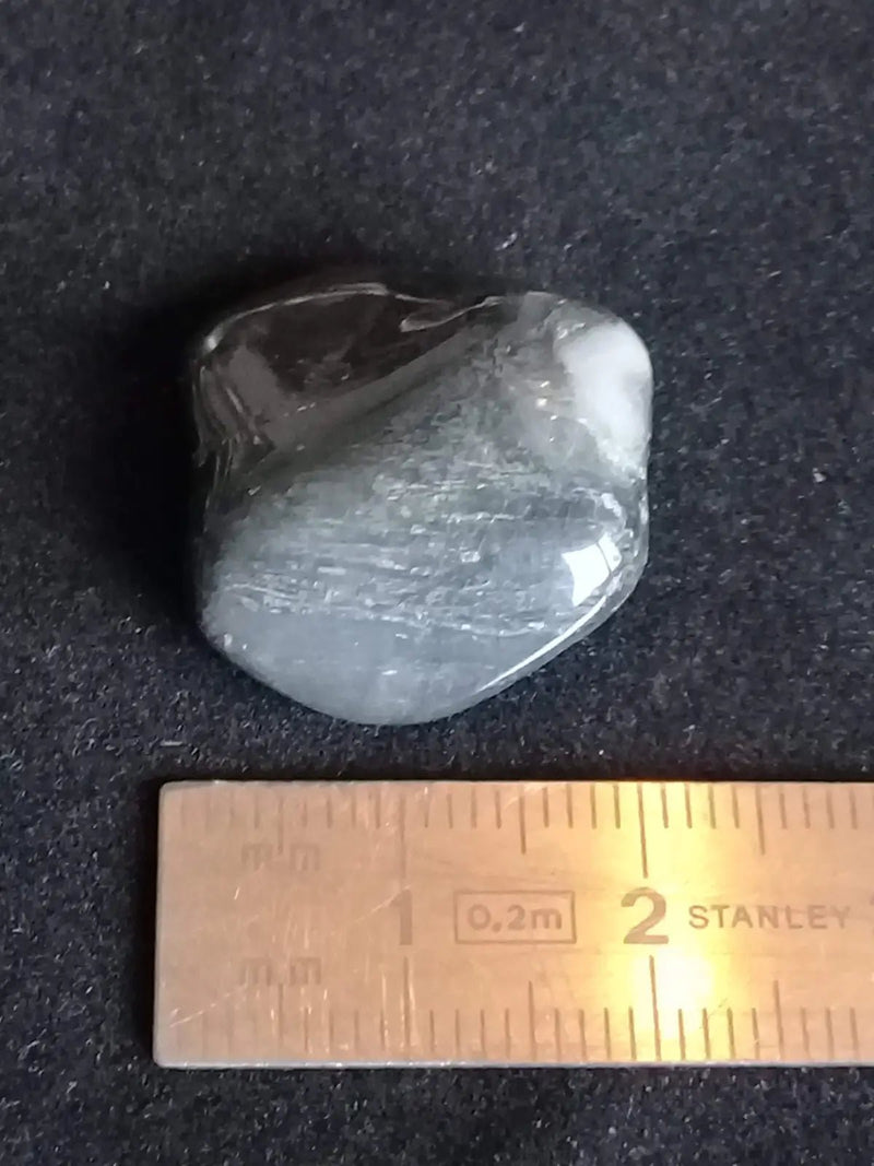 Chargez l&#39;image dans la visionneuse de la galerie, Œil de chat pierre roulée Grade A++++ Œil de chat pierre roulée
