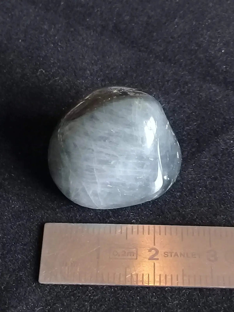 Chargez l&#39;image dans la visionneuse de la galerie, Œil de chat Pierre roulée Grade A++++ Œil de chat pierre roulée
