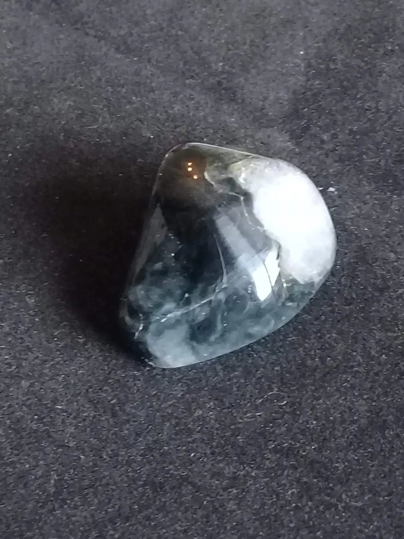 Chargez l&#39;image dans la visionneuse de la galerie, Œil de chat pierre roulée Grade A++++ Œil de chat pierre roulée
