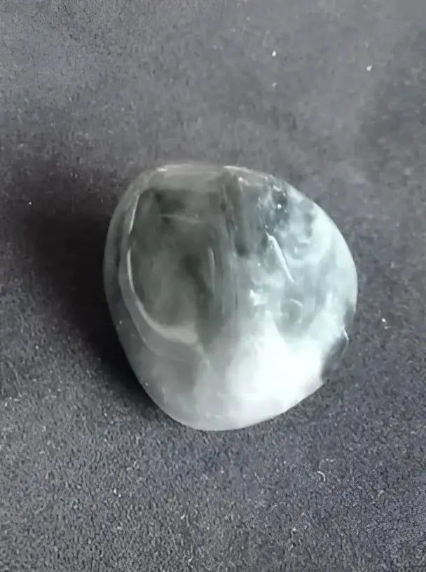 Chargez l&#39;image dans la visionneuse de la galerie, Œil de chat Pierre roulée Grade A++++ Œil de chat pierre roulée
