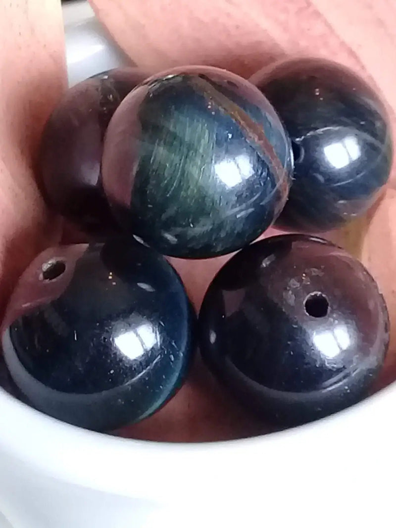 Load image into Gallery viewer, Œil de faucon du Mexique perle Grade A++++ Prix perle à l’unité Diamètre 12mm Œil de faucon perles 8mm
