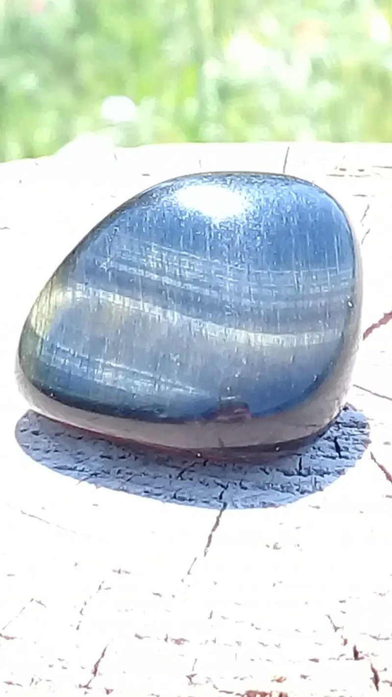 Chargez l'image dans la visionneuse de la galerie, Œil de faucon pierre roulée Grade A ++++ Pierre roulée Œil de faucon
