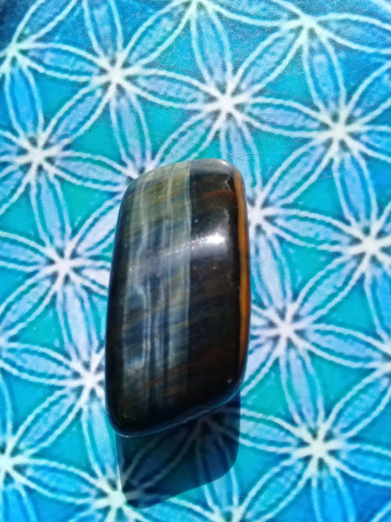 Load image into Gallery viewer, Œil de faucon pierre roulée Grade A ++++ Pierre roulée Œil de faucon
