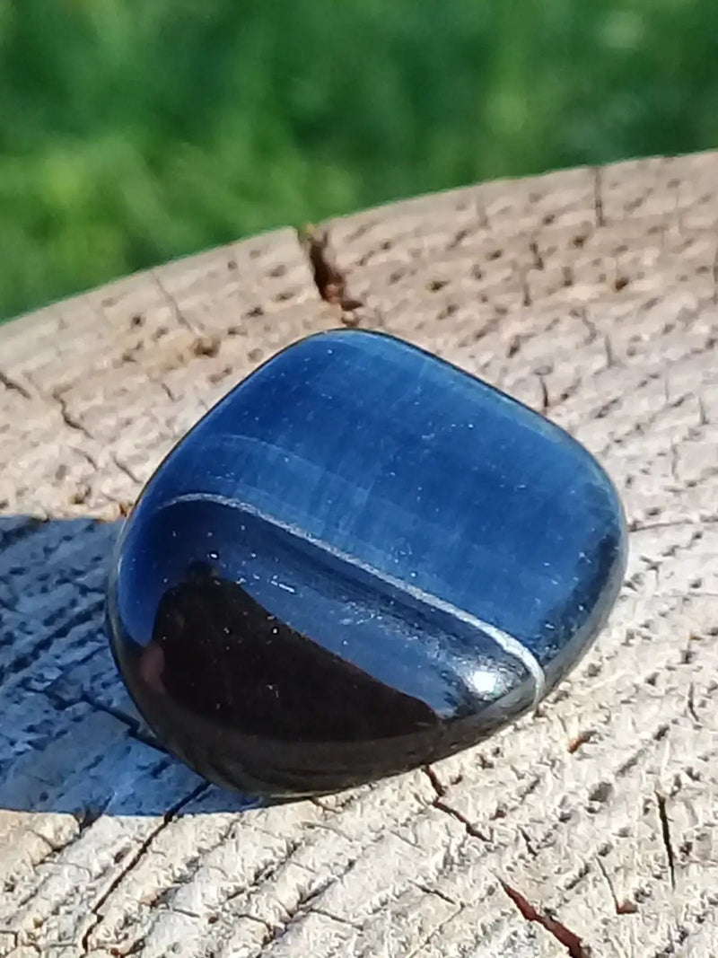 Chargez l&#39;image dans la visionneuse de la galerie, Œil de faucon pierre roulée Grade A ++++ Œil de faucon pierre roulée
