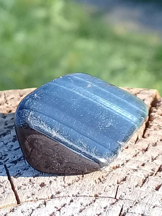 Oeil de faucon pierre roulée Grade A ++++ Œil de faucon pierre roulée Dans la besace du p'tit Poucet   