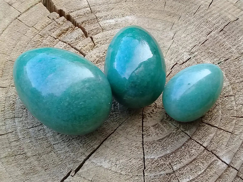 Load image into Gallery viewer, Œuf ’ Tantra Yoni ’ en Aventurine verte du Brésil Grade A ++++ Kit 3 tailles Œuf ’ Tantra Yoni ’ en Aventurine du Brésil Kit 3 tailles
