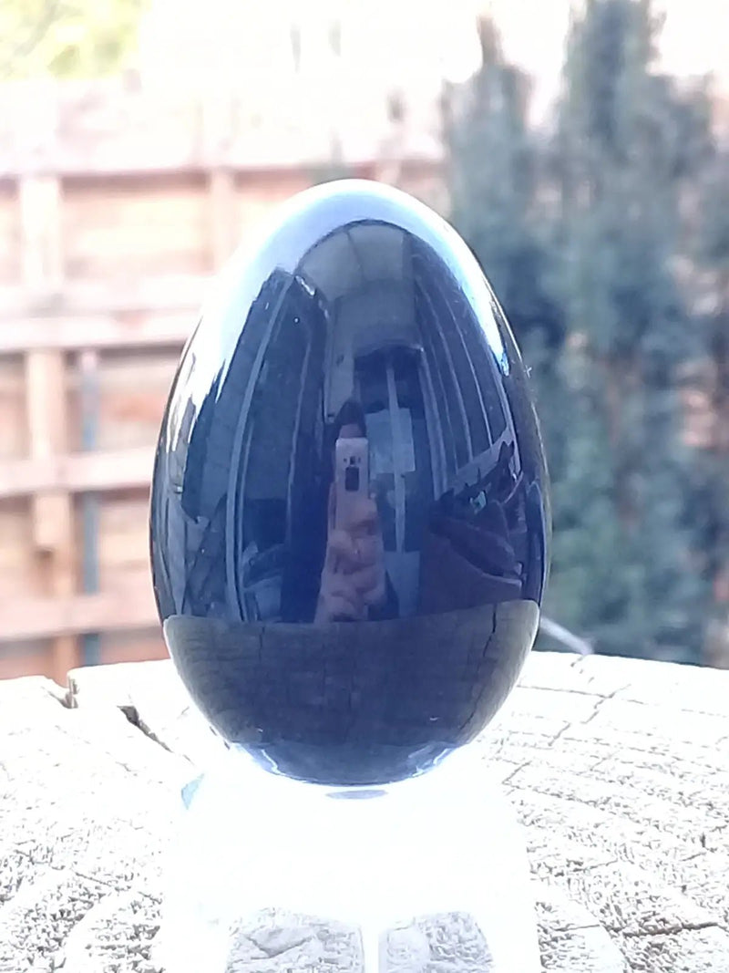 Load image into Gallery viewer, Œuf ’ Tantra Yoni ’ en Jade Néphrite de Birmanie Grade A++++ Moyen modèle Œuf ’ Tantra Yoni ’ en Jade de Birmanie
