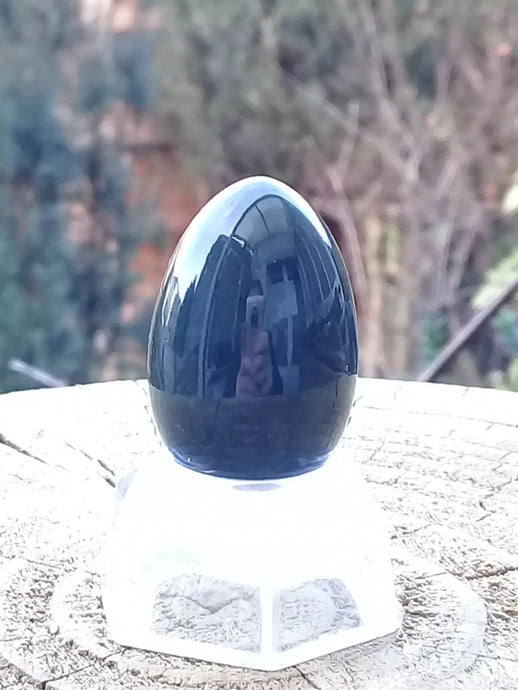 Œuf ’ Tantra Yoni ’ en Jade Néphrite de Birmanie Grade A++++ petit modèle Œuf de ’ Tantra Yoni ’ en Jade Néphrite de Birmanie petit modèle